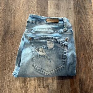 Buckle Black fit no 53 Distressed Light Blue Jeans size 28